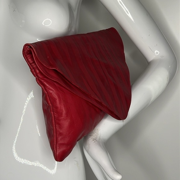 Red Soft Leather Double Compartment Vintage Clutch Bag - Picture 12 of 12